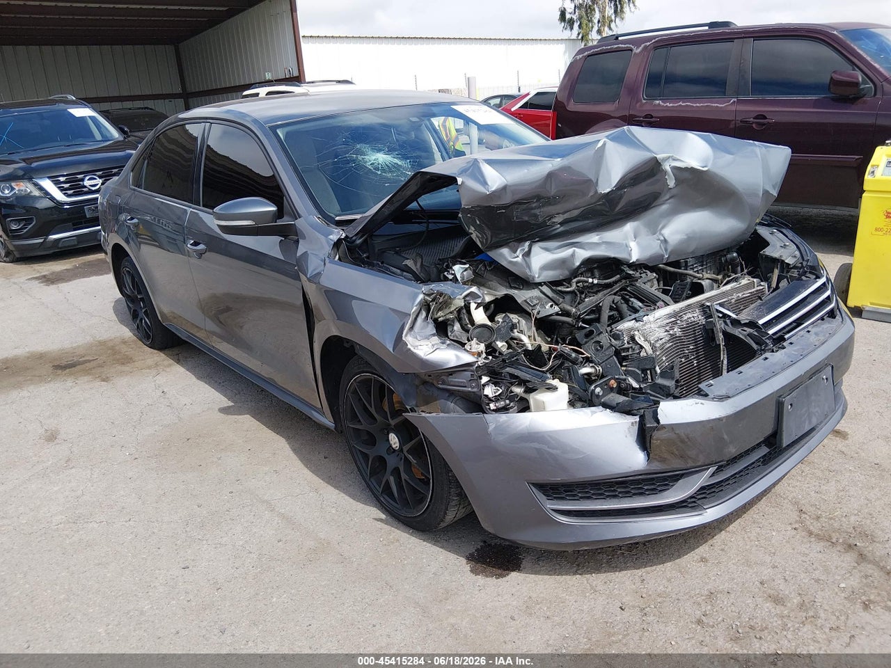 1VWAT7A3XFC****** · 2015 VOLKSWAGEN PASSAT 1.8T S
