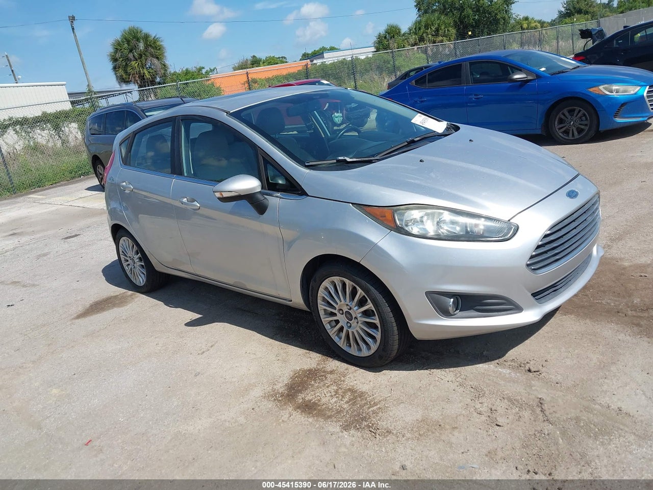 3FADP4FJ1FM****** · 2015 FORD FIESTA TITANIUM