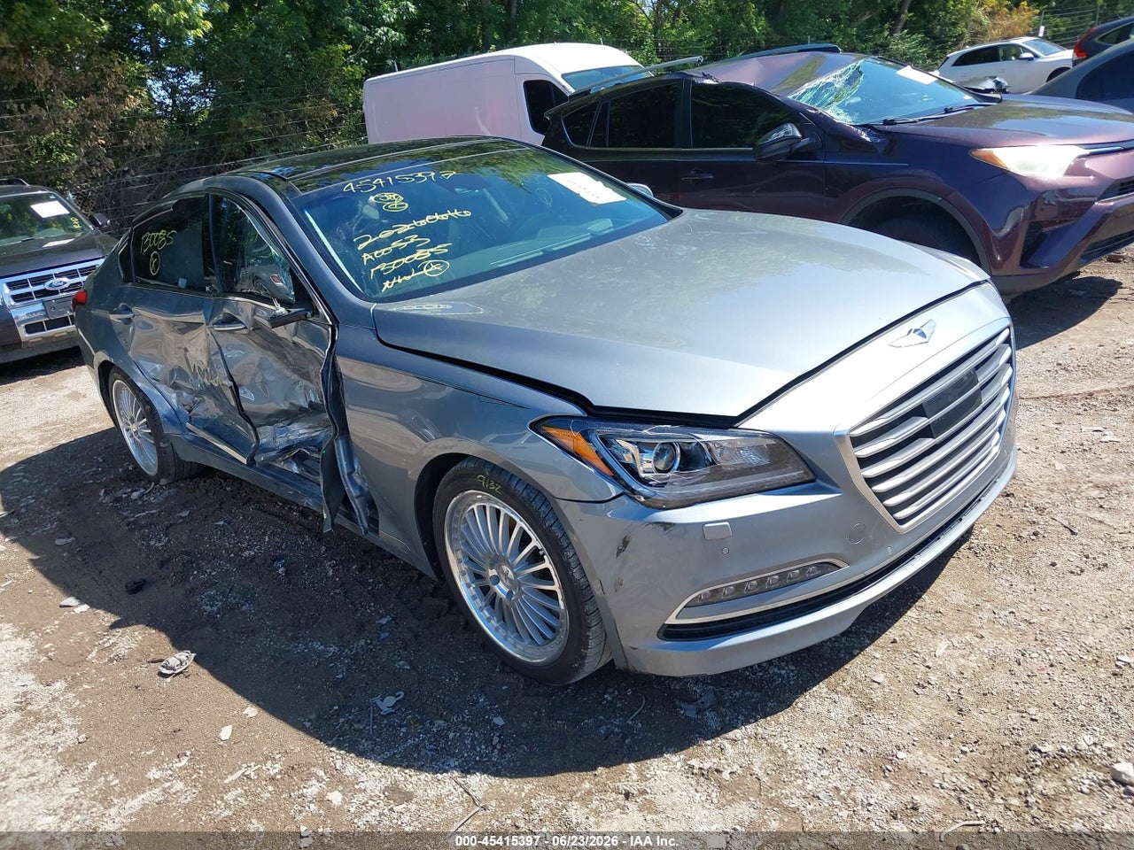 KMHGN4JE2GU****** · 2016 HYUNDAI GENESIS 3.8