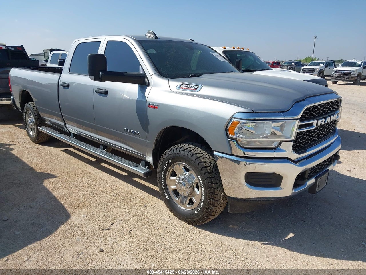3C6UR5HJ1NG****** · 2022 RAM 2500 TRADESMAN  4X4 8' BOX