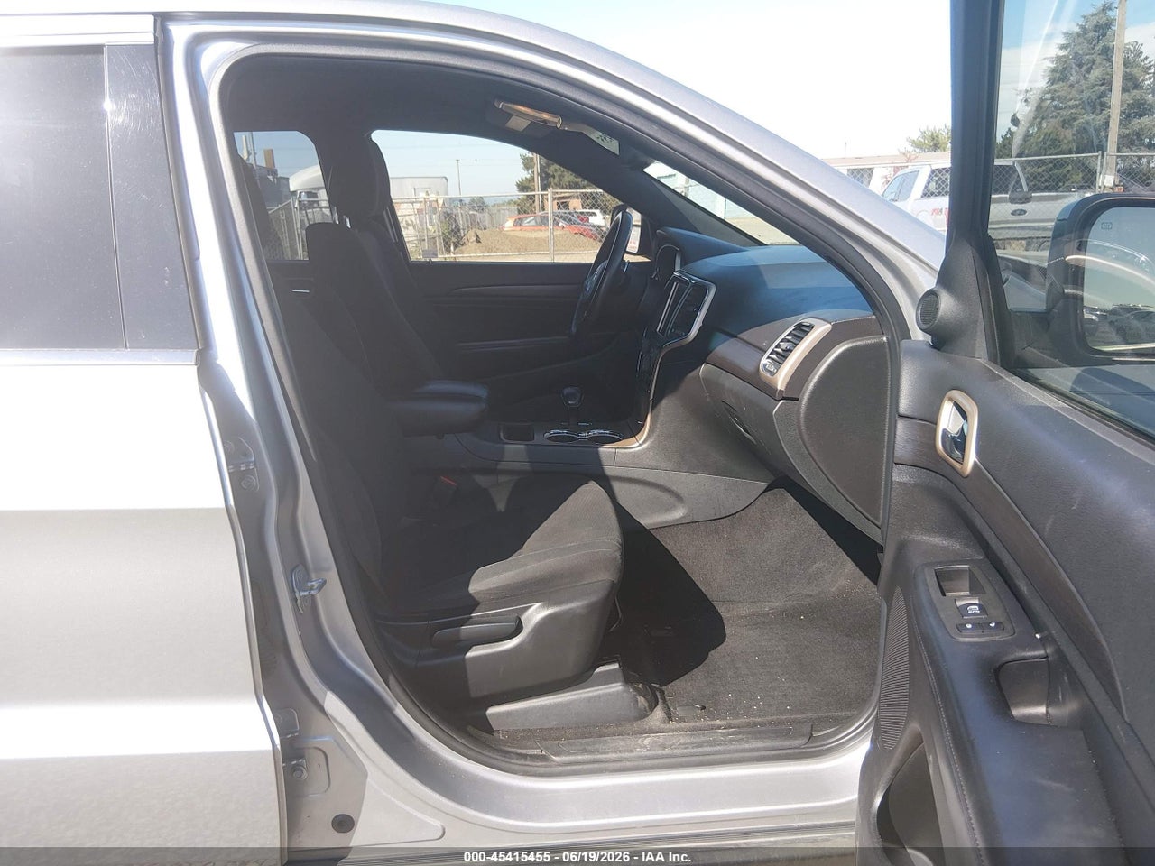 2014 JEEP GRAND CHEROKEE LAREDO · 5/11