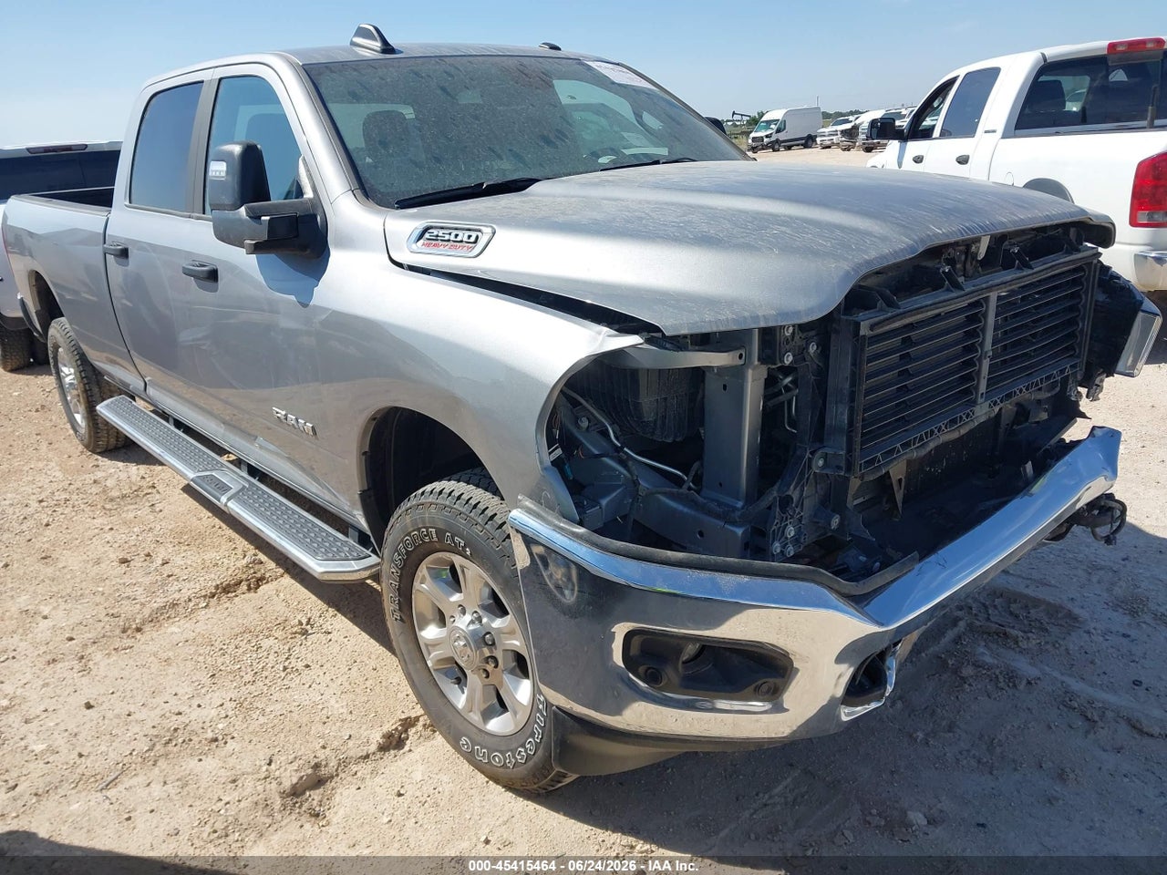 3C6UR5JJ7RG****** · 2024 RAM 2500 BIG HORN  4X4 8' BOX