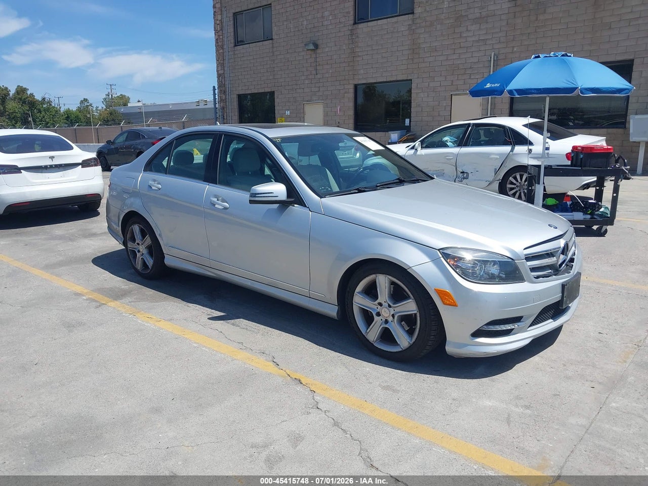WDDGF8BBXBA****** · 2011 MERCEDES-BENZ C 300 LUXURY 4MATIC/SPORT 4MATIC