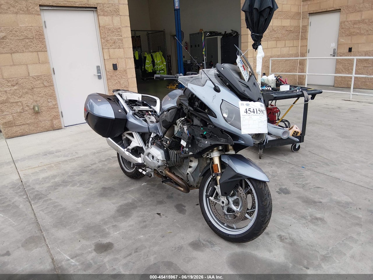 WB10A1302EZ****** · 2014 BMW R1200 RT