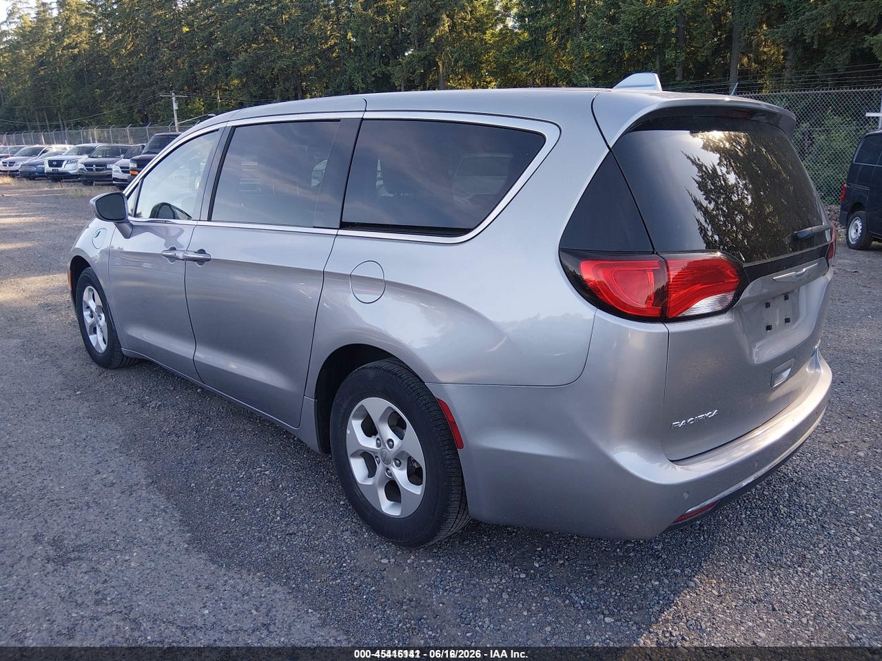 2018 CHRYSLER PACIFICA HYBRID TOURING PLUS · 3/11