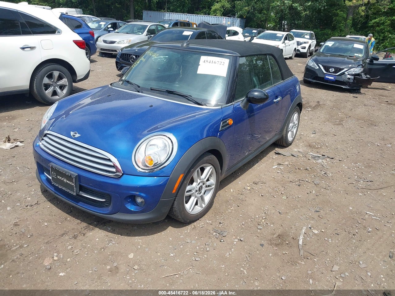 2013 MINI CONVERTIBLE COOPER · 2/11