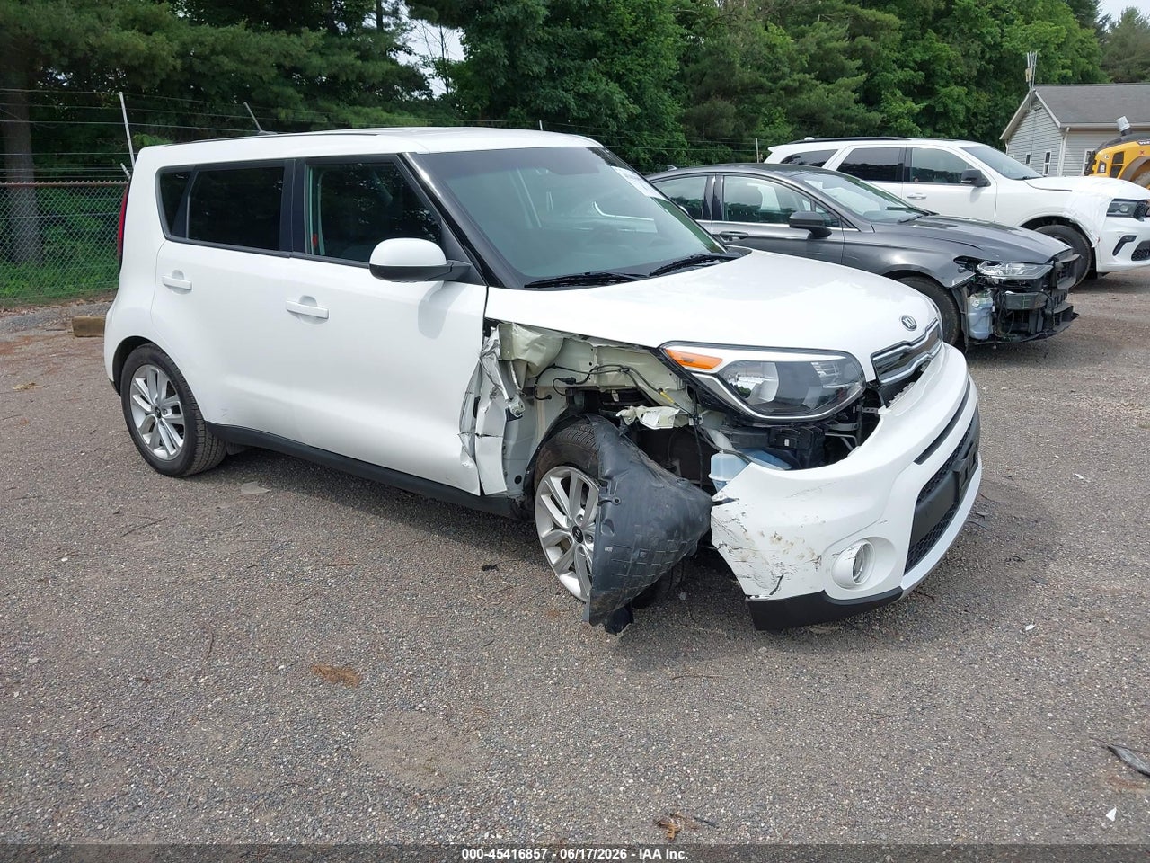 KNDJP3A52J7****** · 2018 KIA SOUL +