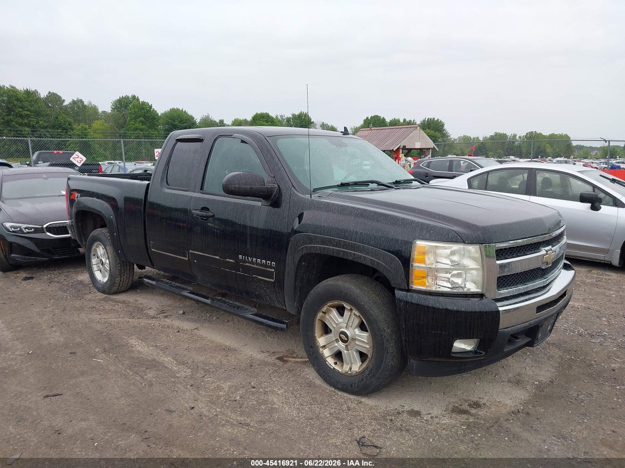 1GCSKSE3XAZ****** · 2010 CHEVROLET SILVERADO 1500 LT