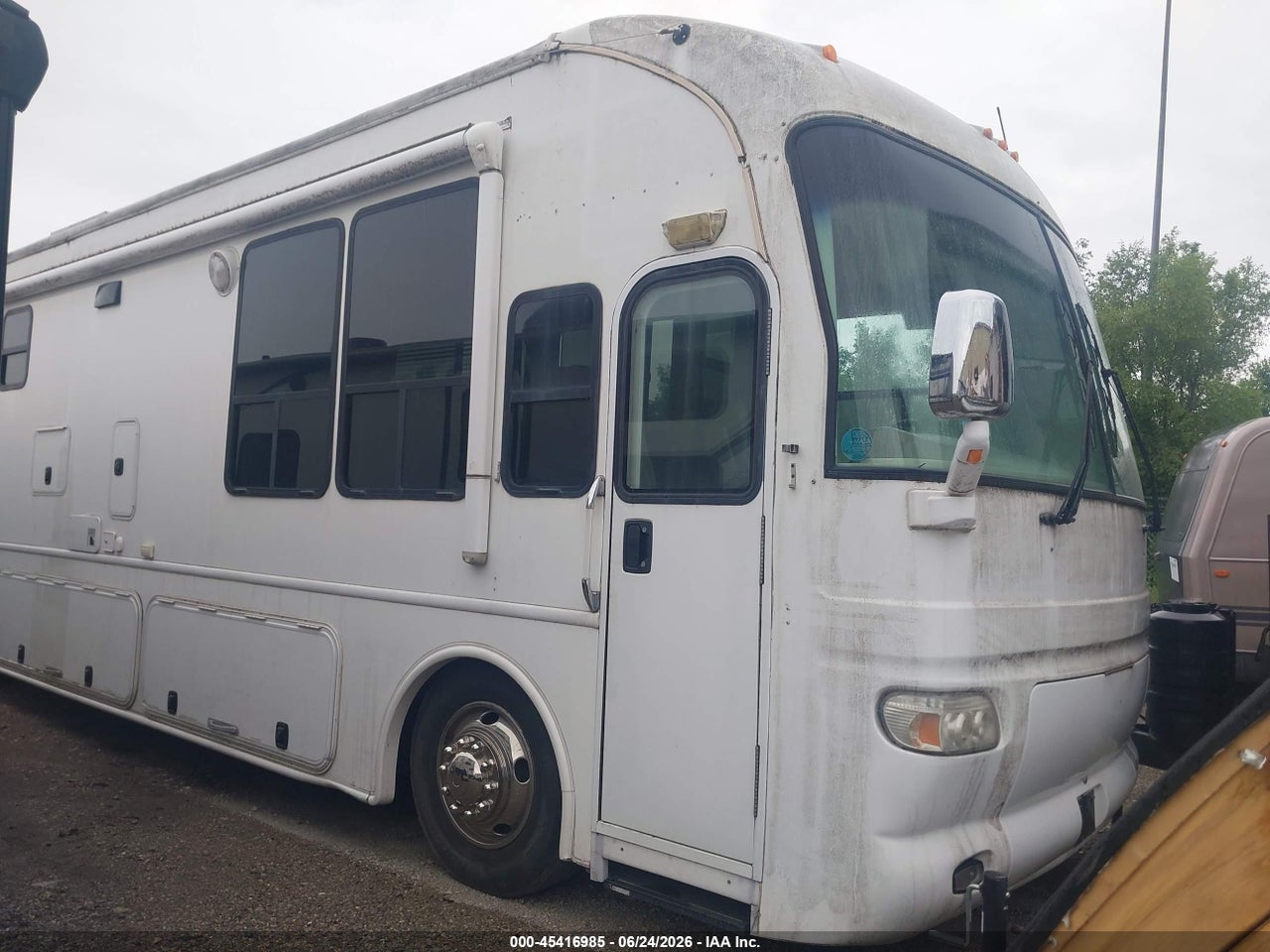 4UZAB2DJ37C****** · 2007 FREIGHTLINER CHASSIS X LINE MOTOR HOME
