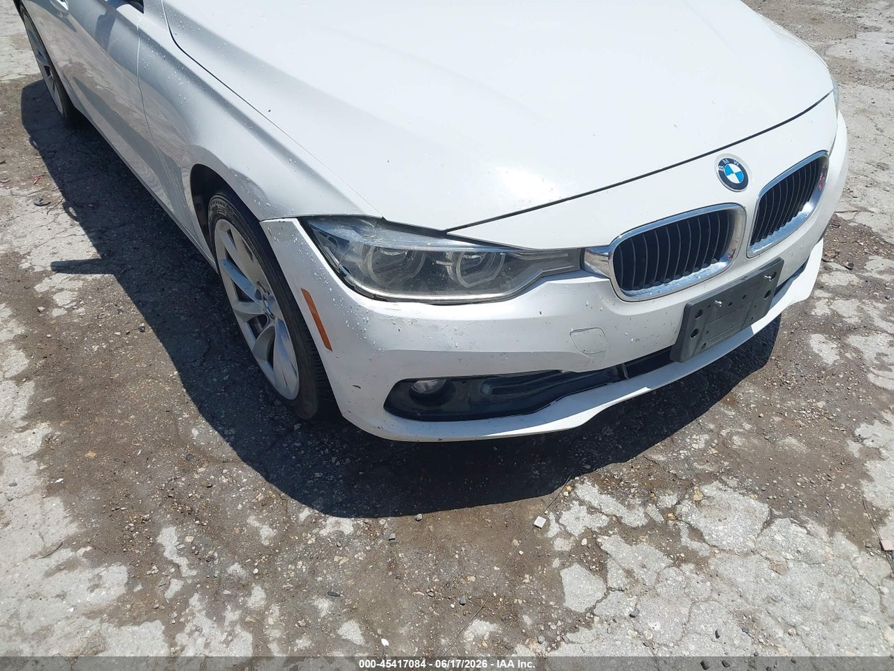 2018 BMW 320I   · 6/11