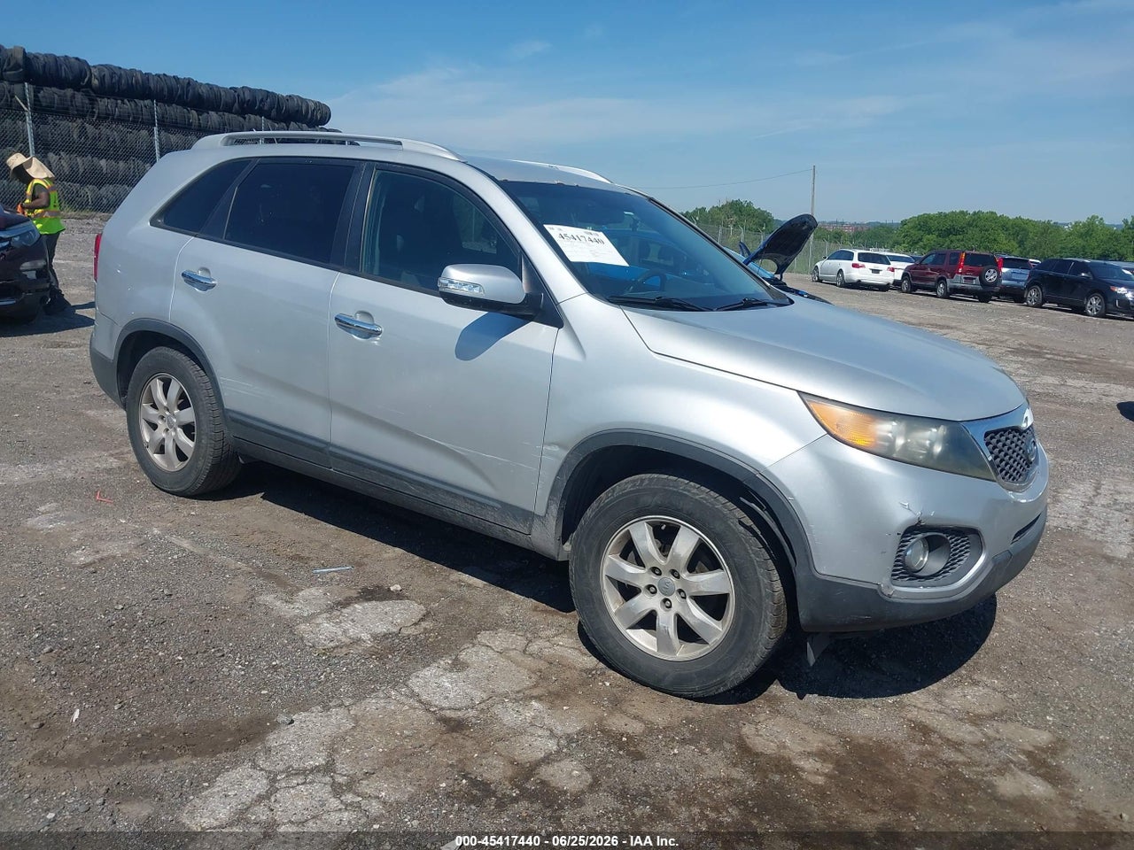 5XYKT4A61DG****** · 2013 KIA SORENTO LX