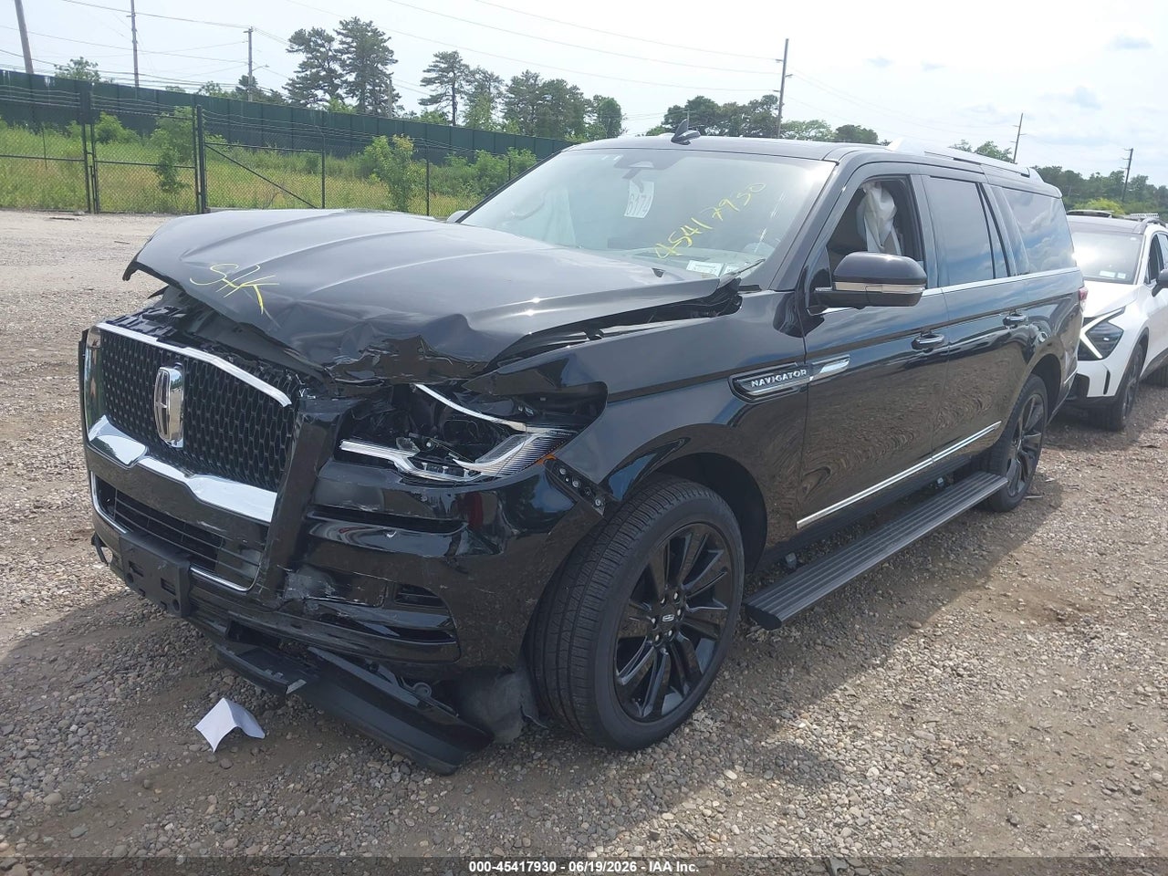 2024 LINCOLN NAVIGATOR RESERVE L · 2/11