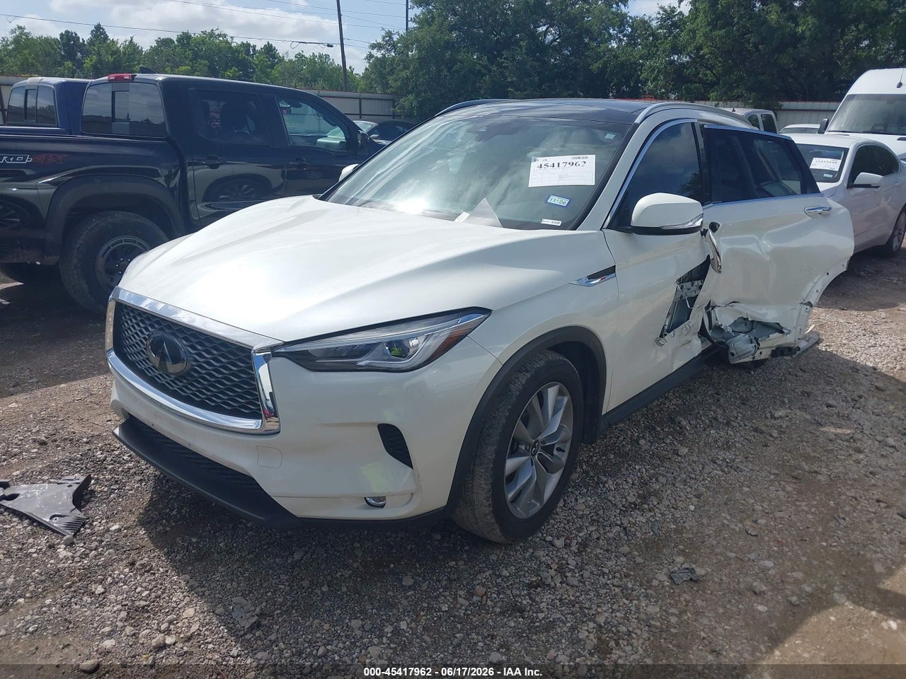 2021 INFINITI QX50 LUXE AWD · 2/11