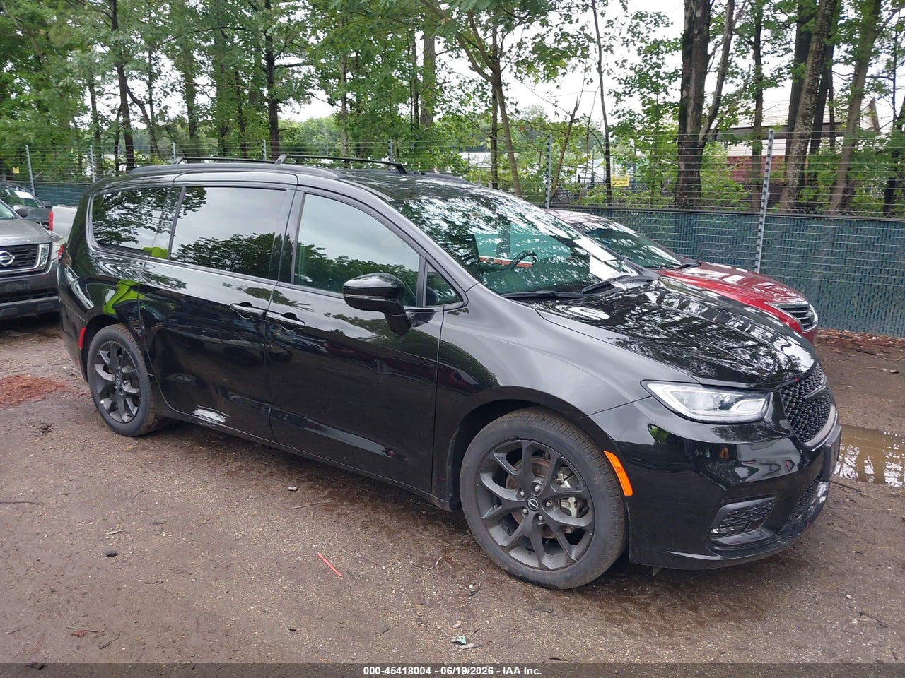 2C4RC1GG3SR****** · 2025 CHRYSLER PACIFICA LIMITED