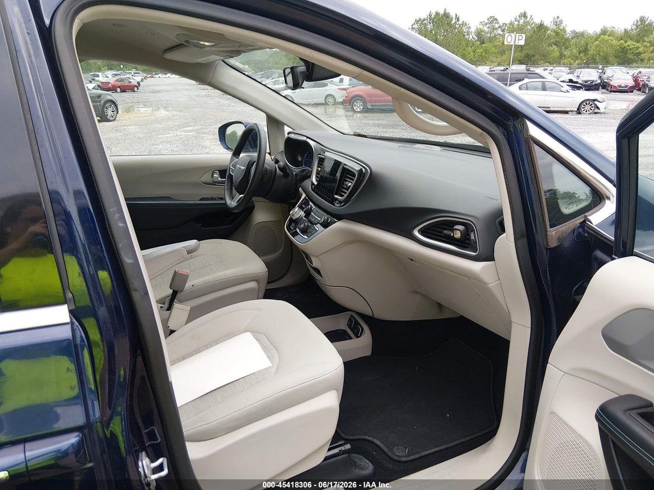 2018 CHRYSLER PACIFICA HYBRID TOURING PLUS · 5/11