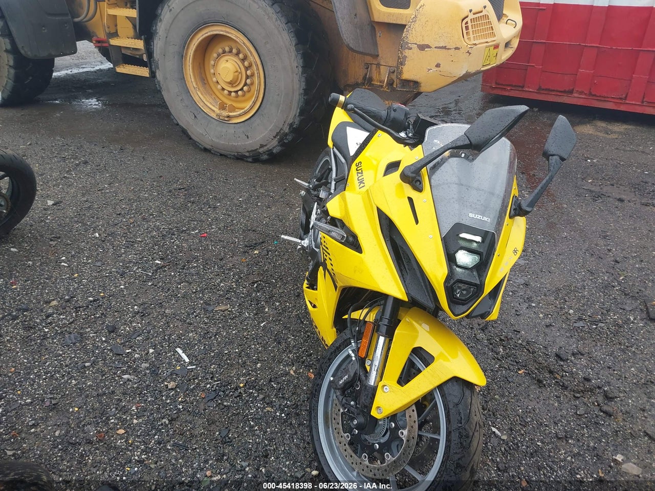 JS1EM13B4R7****** · 2024 SUZUKI GSX800 F