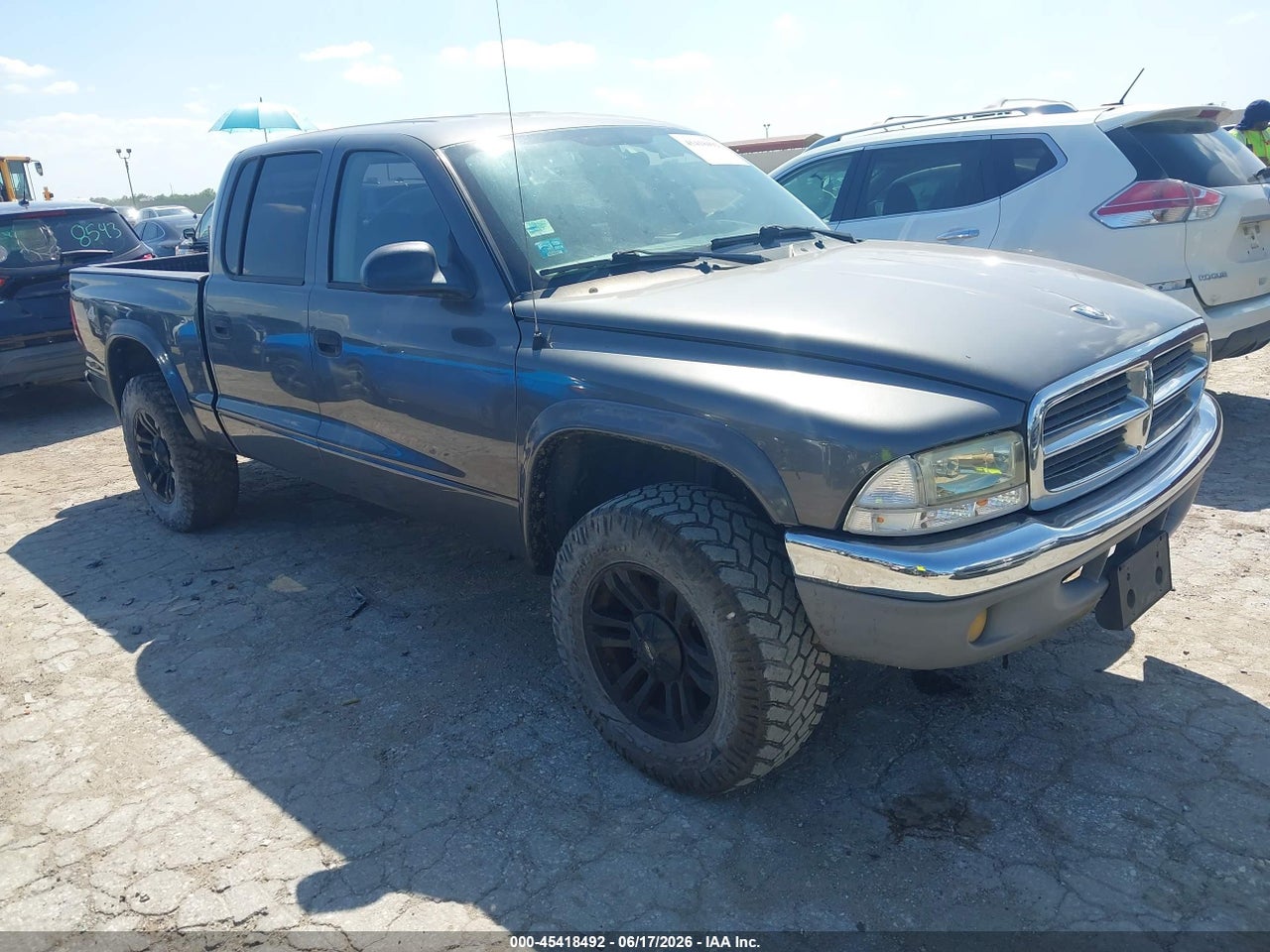 1D7HG48N03S****** · 2003 DODGE DAKOTA SLT