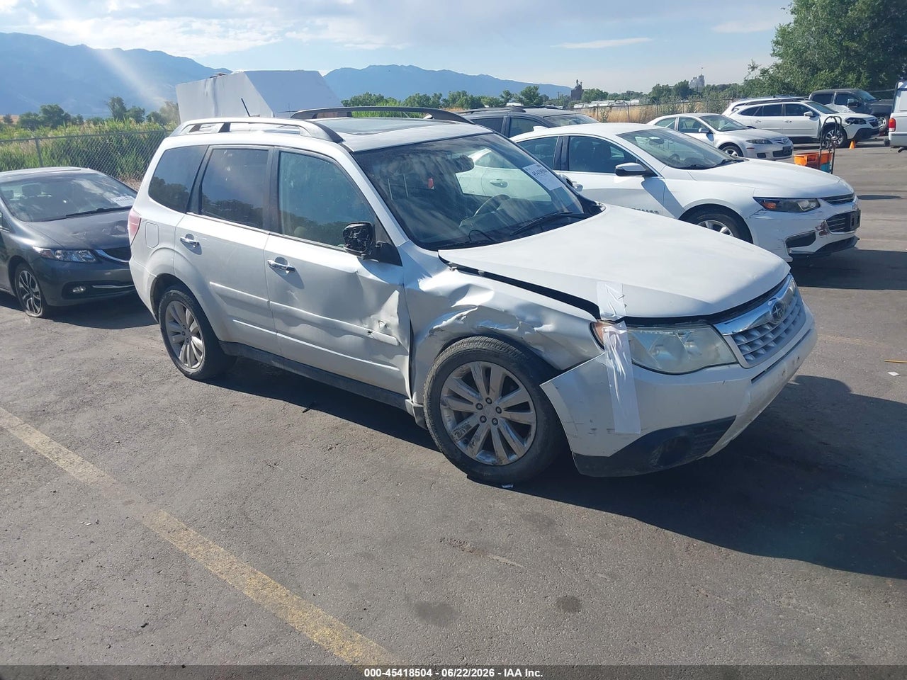 JF2SHBDC1BH****** · 2011 SUBARU FORESTER 2.5X PREMIUM