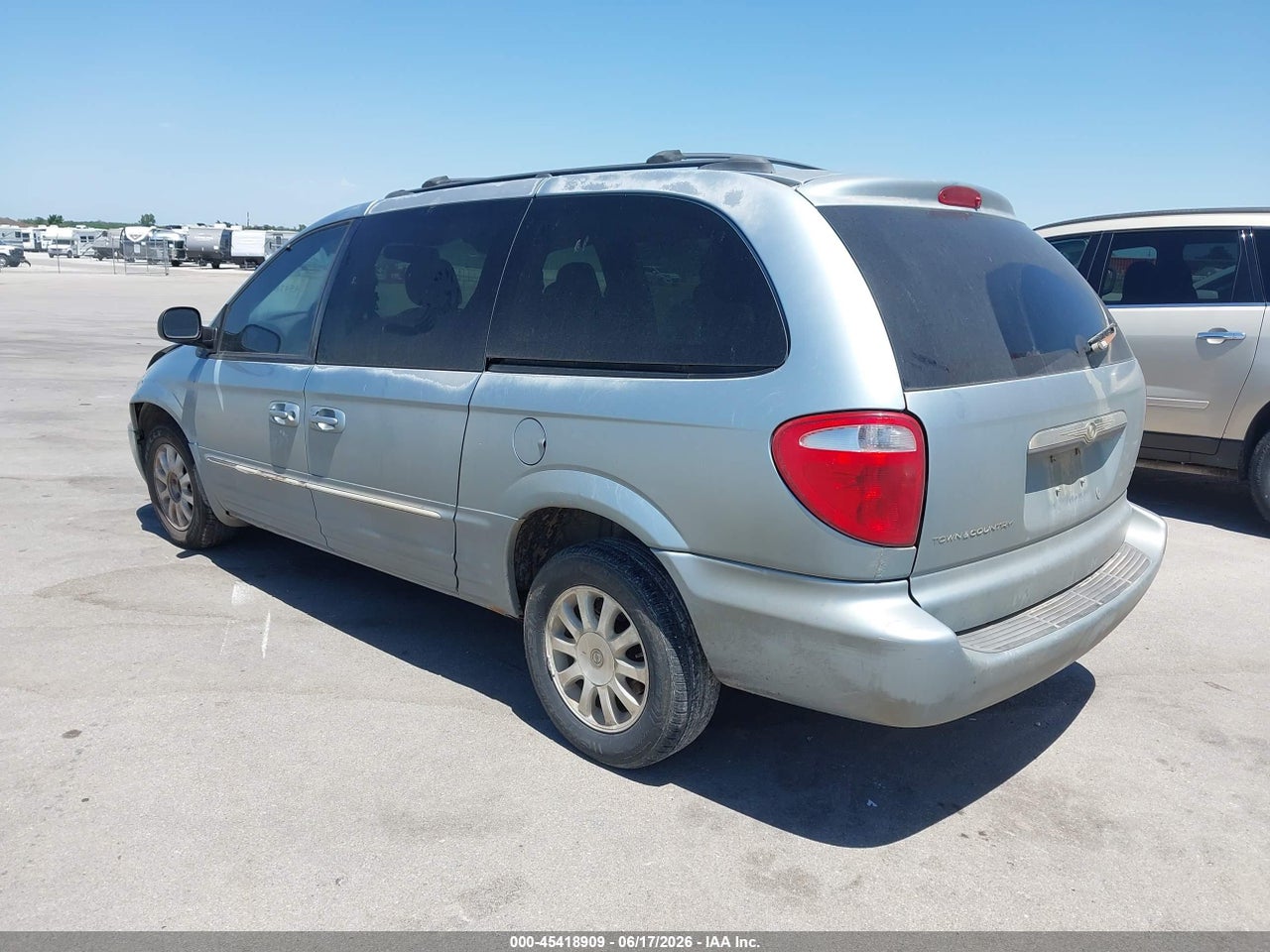 2003 CHRYSLER TOWN &amp; COUNTRY LXI · 3/11
