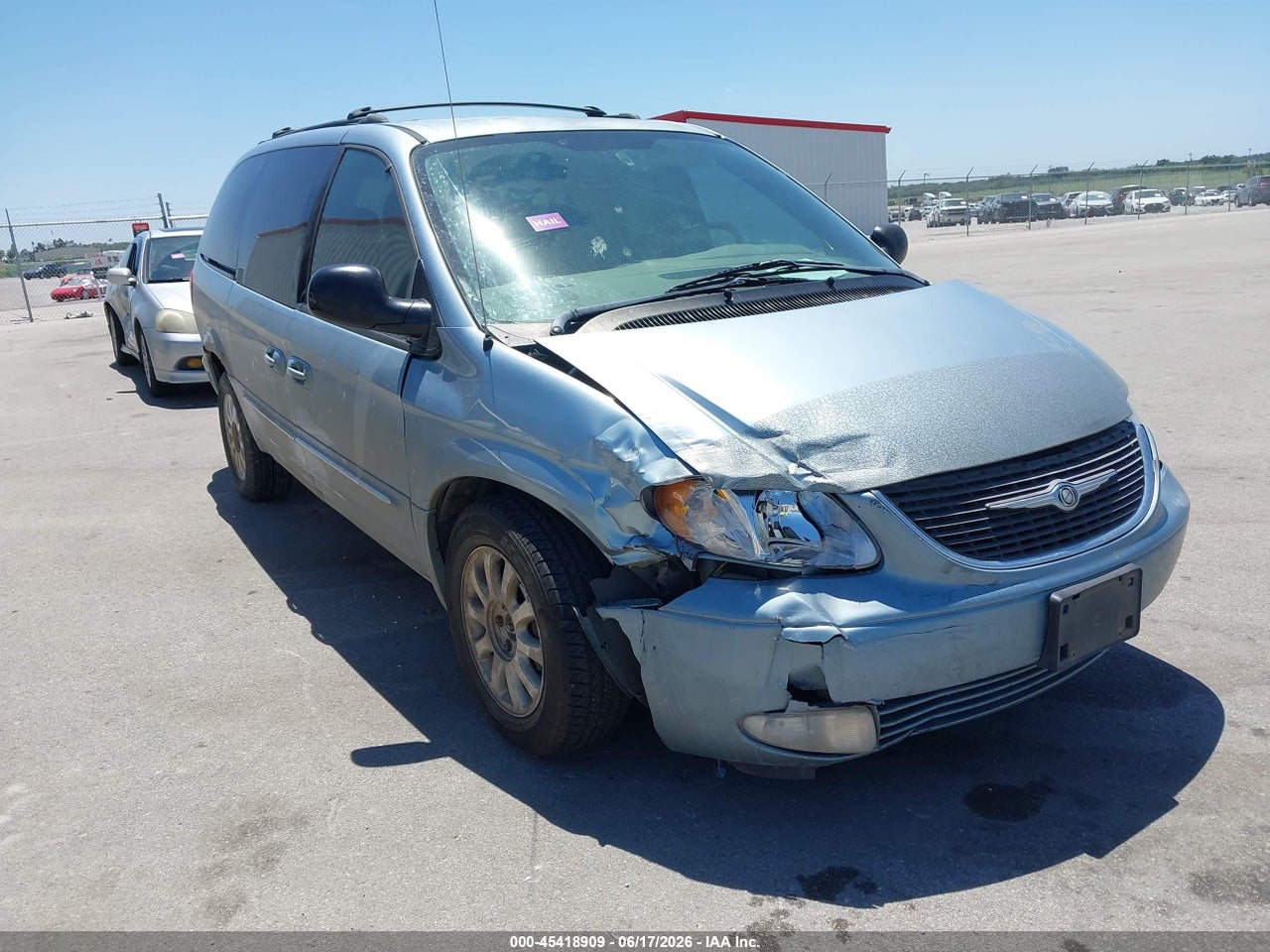 2003 CHRYSLER TOWN &amp; COUNTRY LXI · 6/11