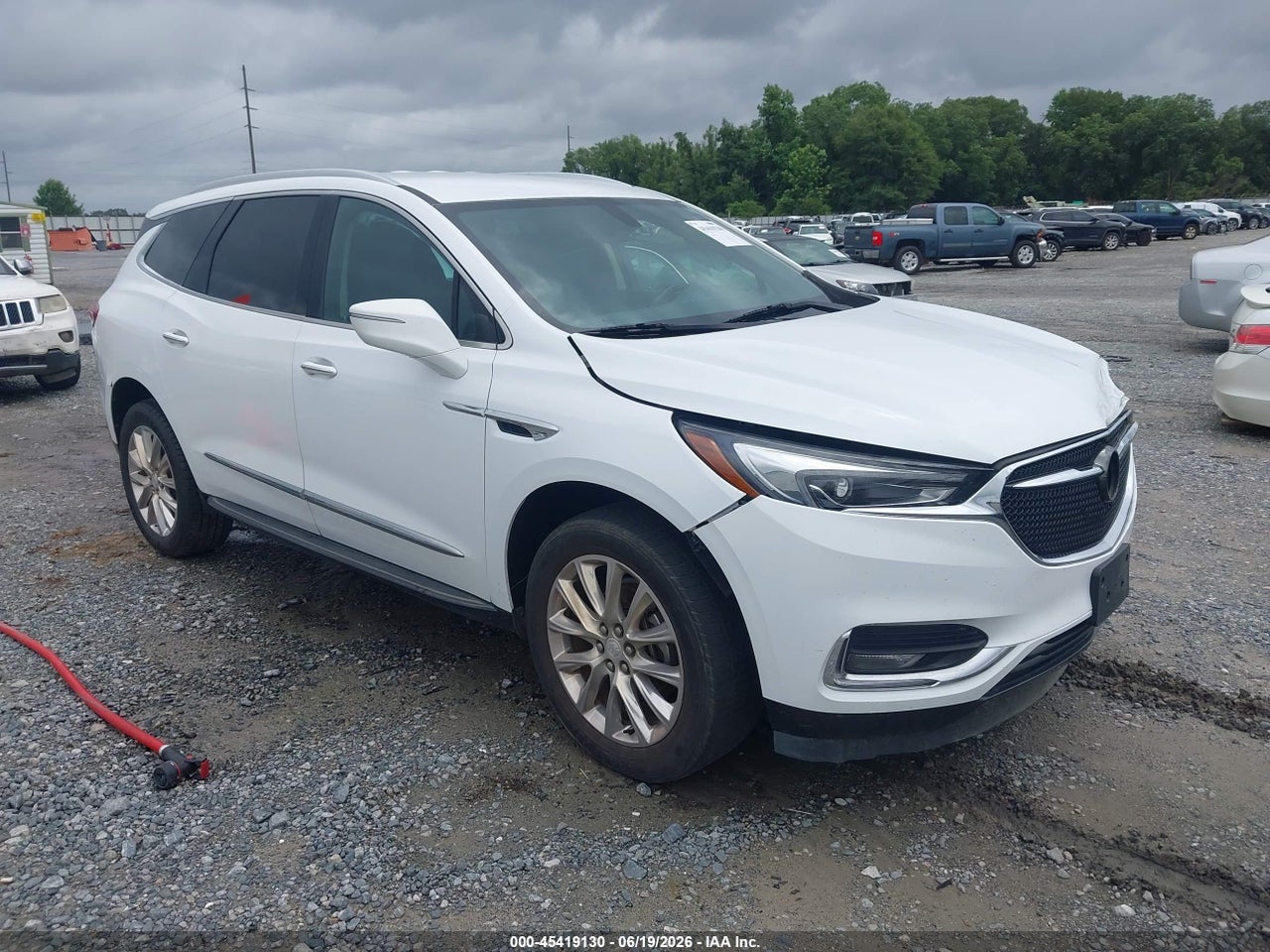 5GAERBKWXKJ****** · 2019 BUICK ENCLAVE FWD ESSENCE