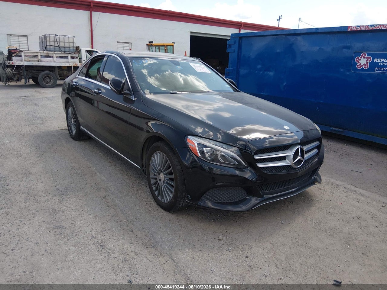 55SWF4KB6FU****** · 2015 MERCEDES-BENZ C 300 4MATIC