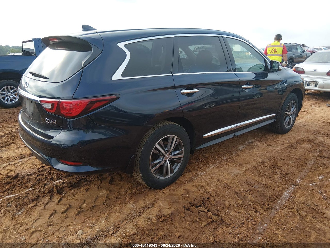 2020 INFINITI QX60 PURE · 4/11