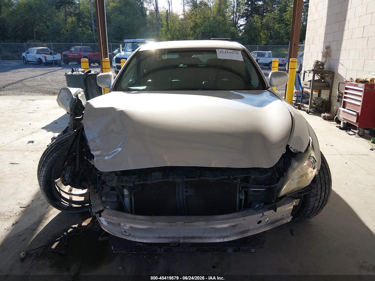 2012 INFINITI M37 · 6/11