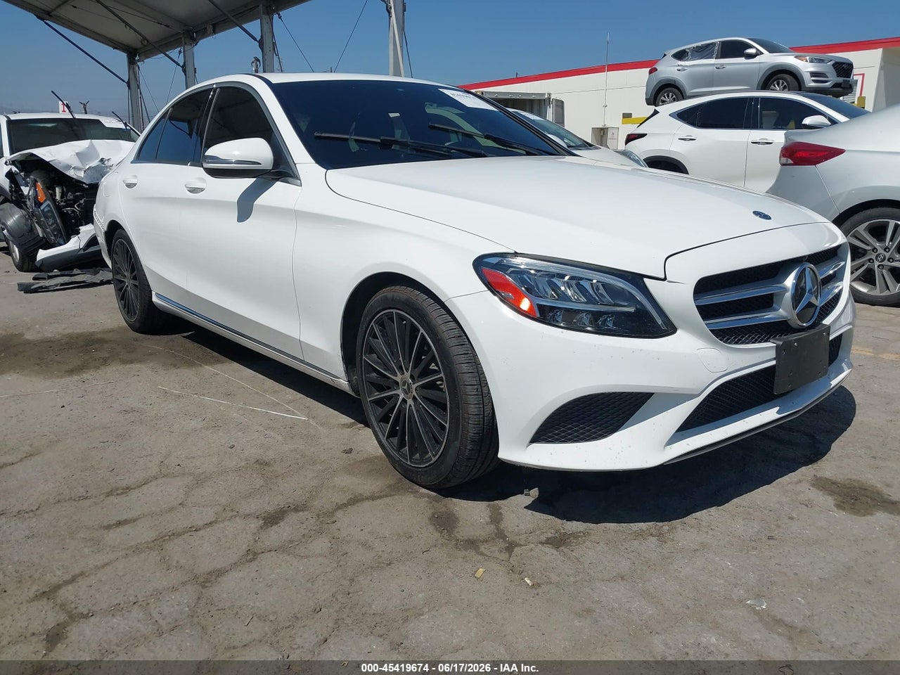 55SWF8DB8KU****** · 2019 MERCEDES-BENZ C 300