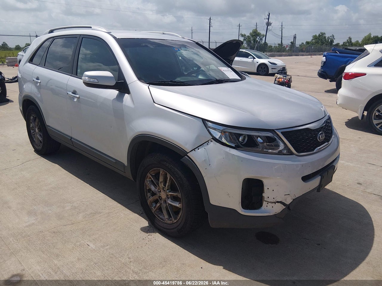 5XYKT3A69EG****** · 2014 KIA SORENTO LX