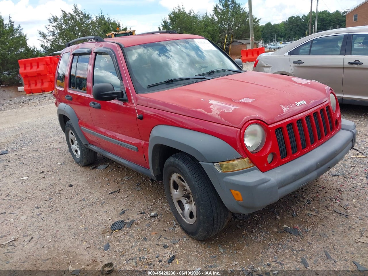 1J4GL48K75W****** · 2005 JEEP LIBERTY SPORT