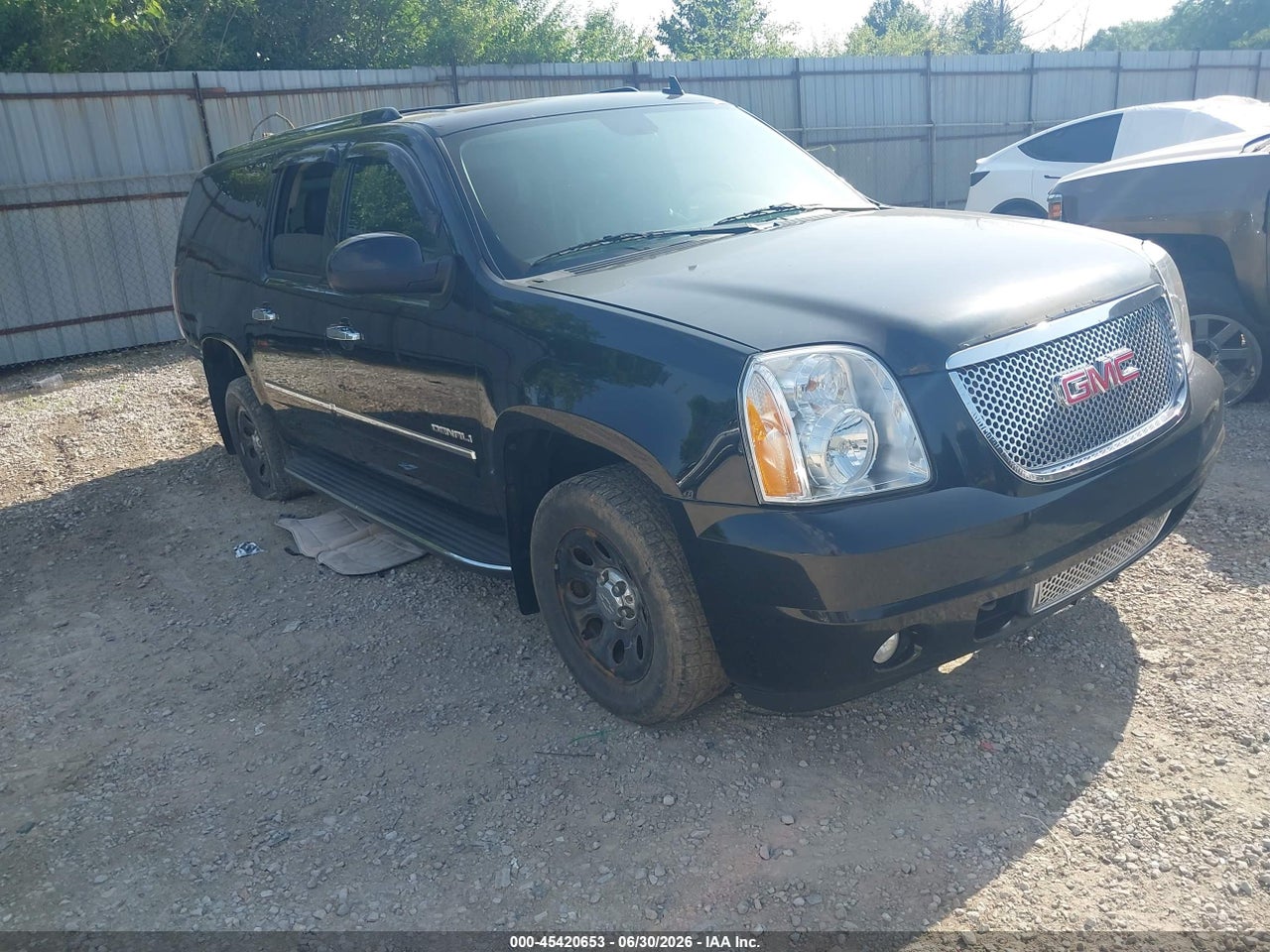 1GKS2MEF8DR****** · 2013 GMC YUKON XL 1500 DENALI