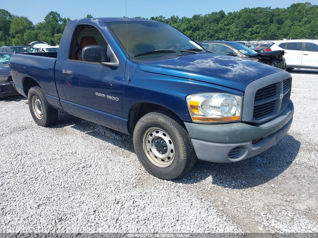 1D7HA16K27J****** · 2007 DODGE RAM 1500 ST