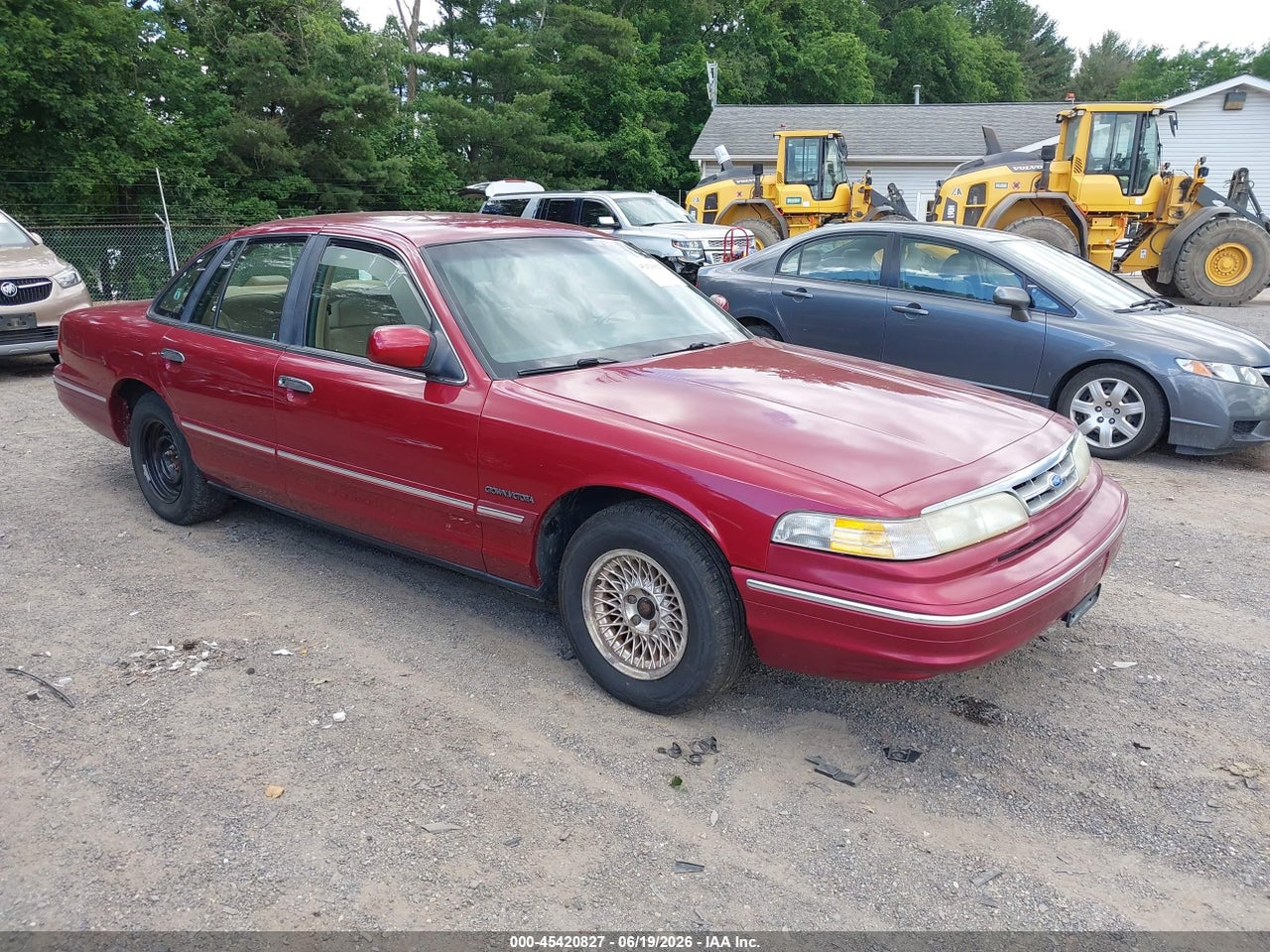 2FALP74W6SX****** · 1995 FORD CROWN VICTORIA LX