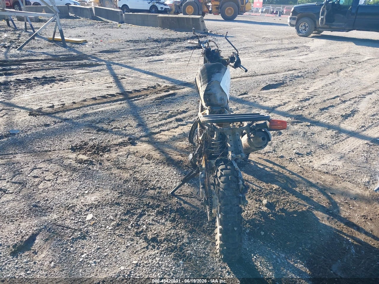 JYADG19E5AA****** · 2010 YAMAHA XT250   · 6/10
