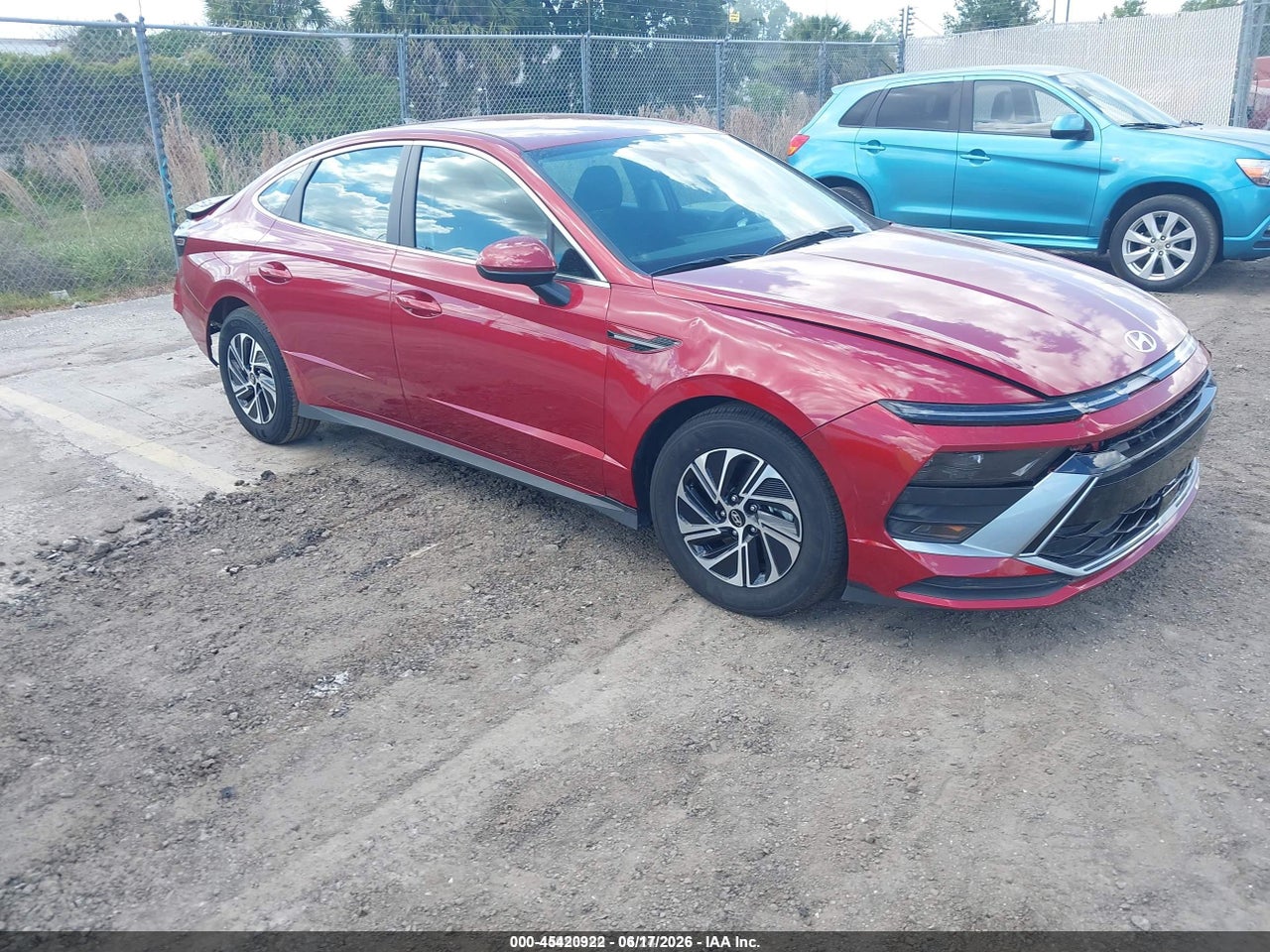 KMHL24JJ8TA****** · 2026 HYUNDAI SONATA HYBRID BLUE