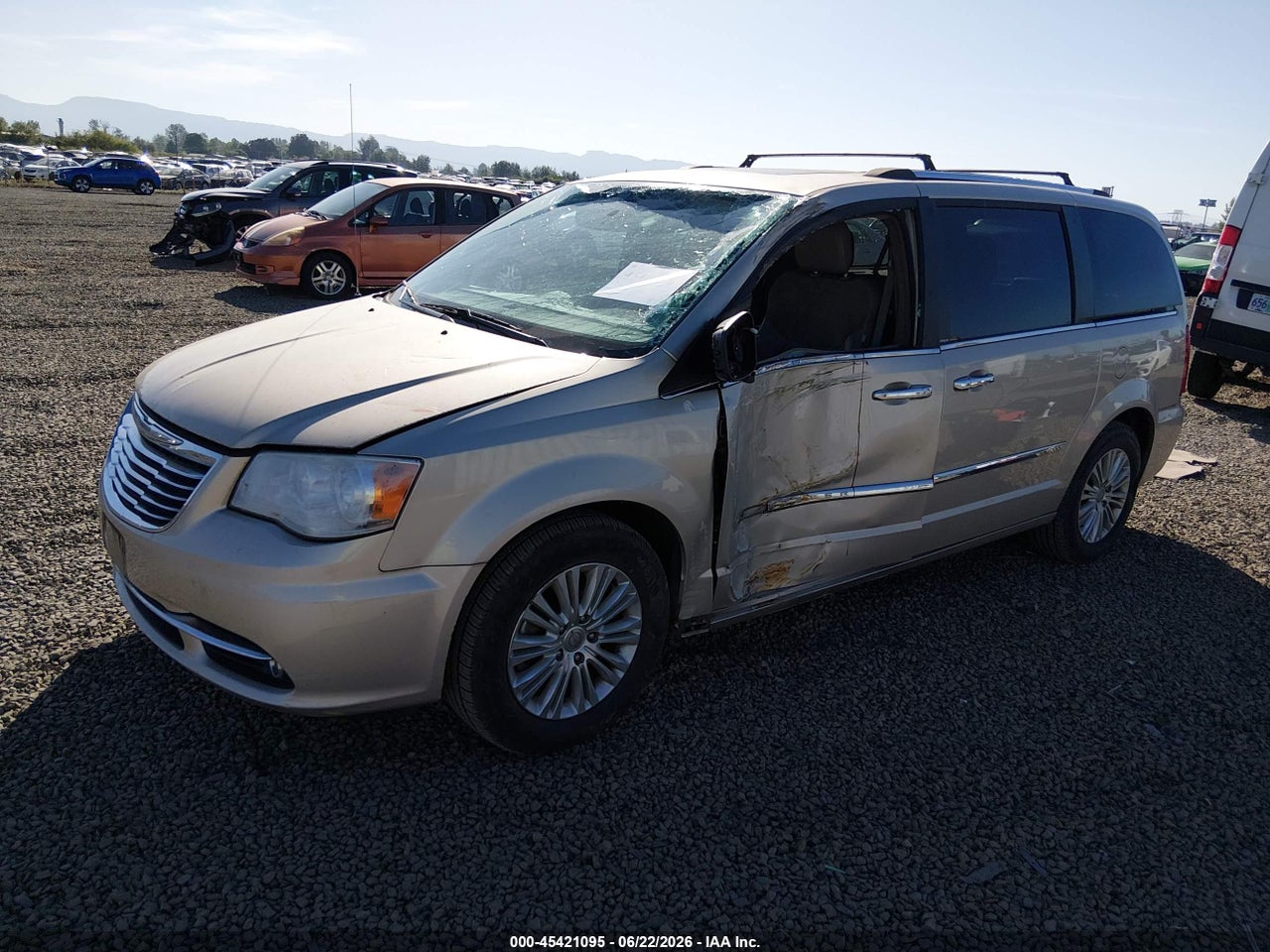 2012 CHRYSLER TOWN &amp; COUNTRY LIMITED · 2/11