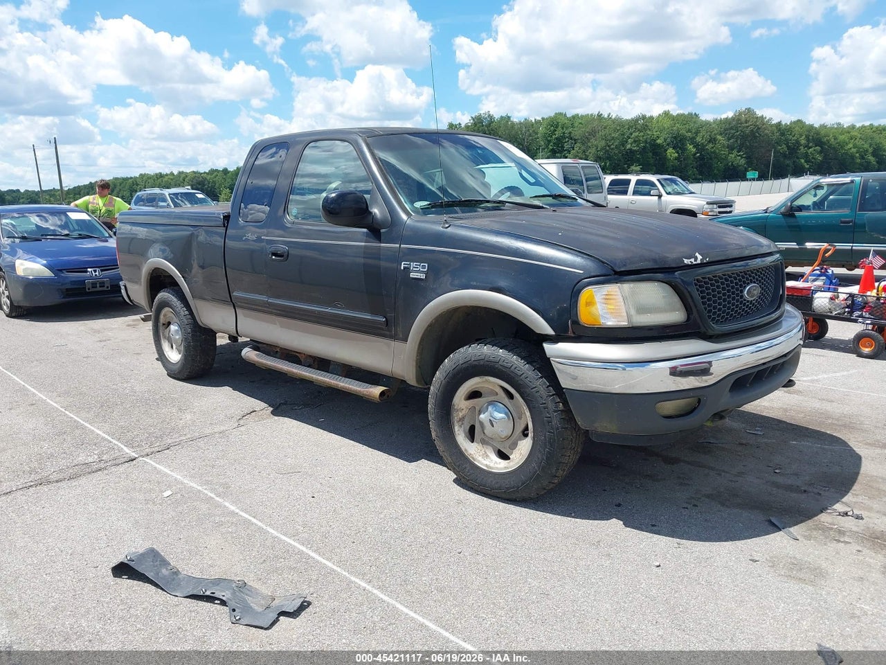 1FTRX18L51N****** · 2001 FORD F-150 LARIAT/XL/XLT