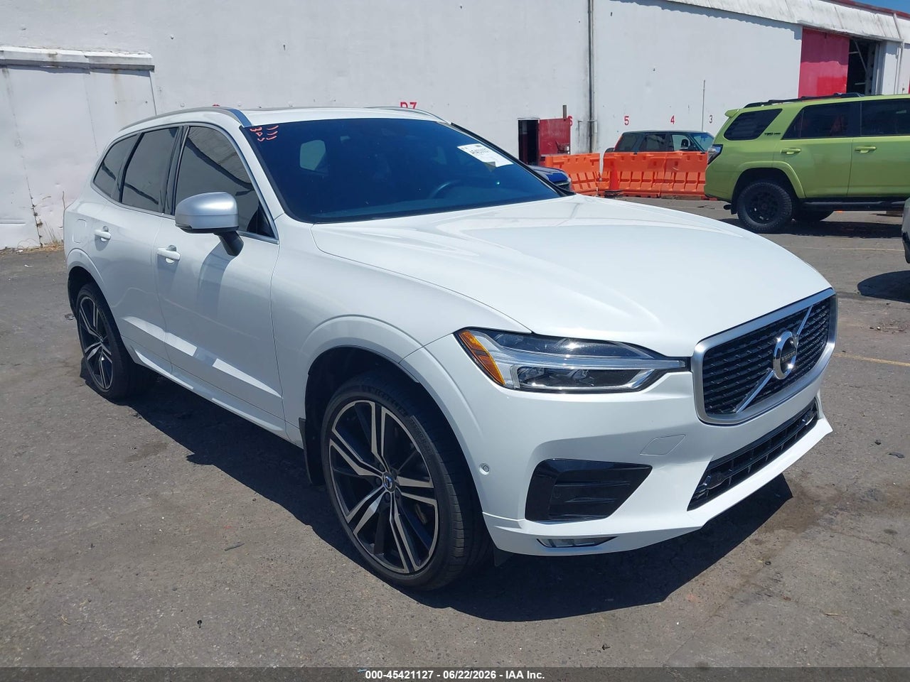 LYVA22RM9KB****** · 2019 VOLVO XC60 T6 R-DESIGN
