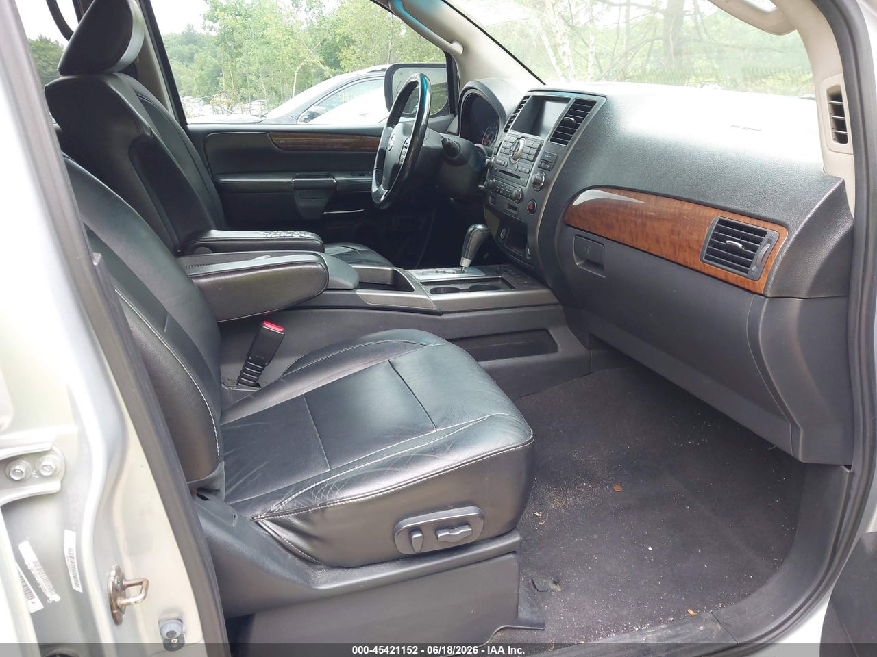 2011 NISSAN ARMADA PLATINUM · 5/11