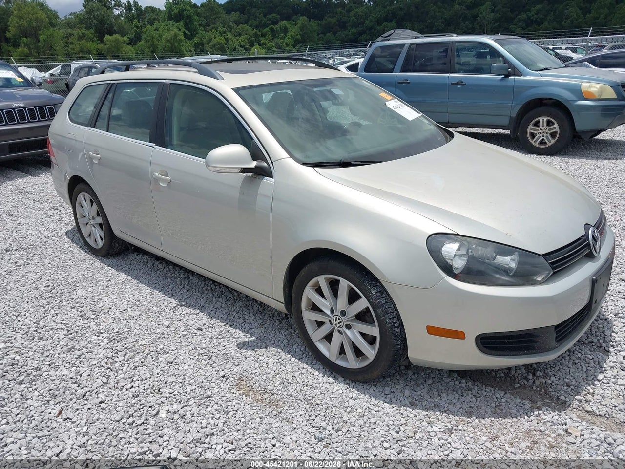 3VWPL7AJ7BM****** · 2011 VOLKSWAGEN JETTA SPORTWAGEN 2.0L TDI