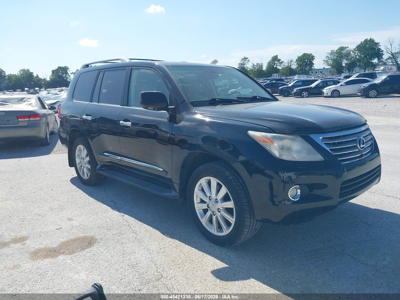 JTJHY7AX0A4****** · 2010 LEXUS LX 570