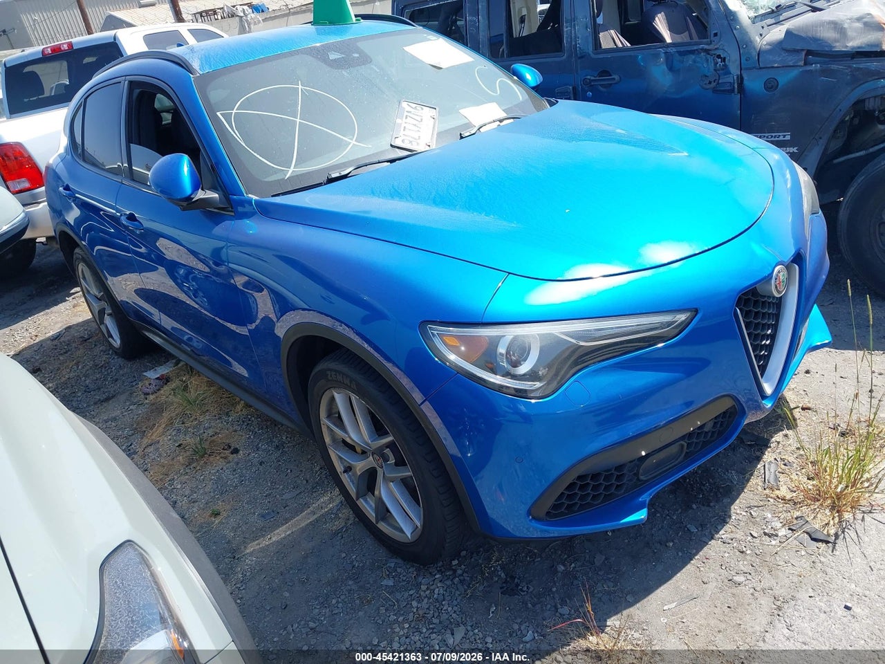 ZASFAKNN6J7****** · 2018 ALFA ROMEO STELVIO TI SPORT AWD