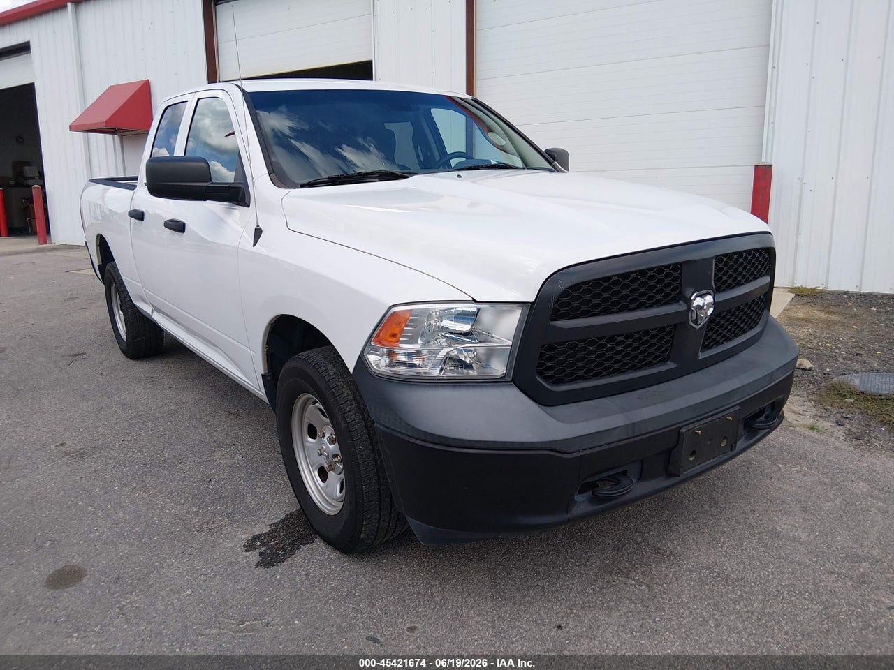 1C6RR7FGXJS****** · 2018 RAM 1500 TRADESMAN  4X4 6'4 BOX