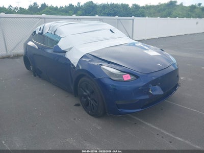 7SAYGDED3RA****** · 2024 TESLA MODEL Y LONG RANGE SINGLE MOTOR REAR-WHEEL DRIVE/RWD