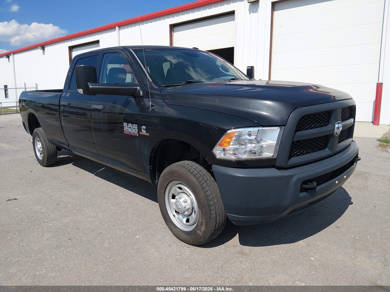 3C6UR5HL6HG****** · 2017 RAM 2500 TRADESMAN  4X4 8' BOX
