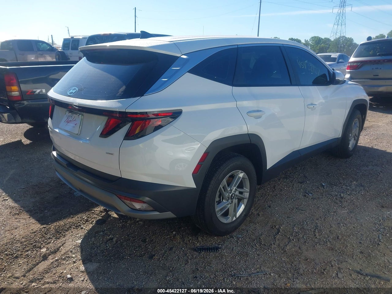 2025 HYUNDAI TUCSON SE · 4/11