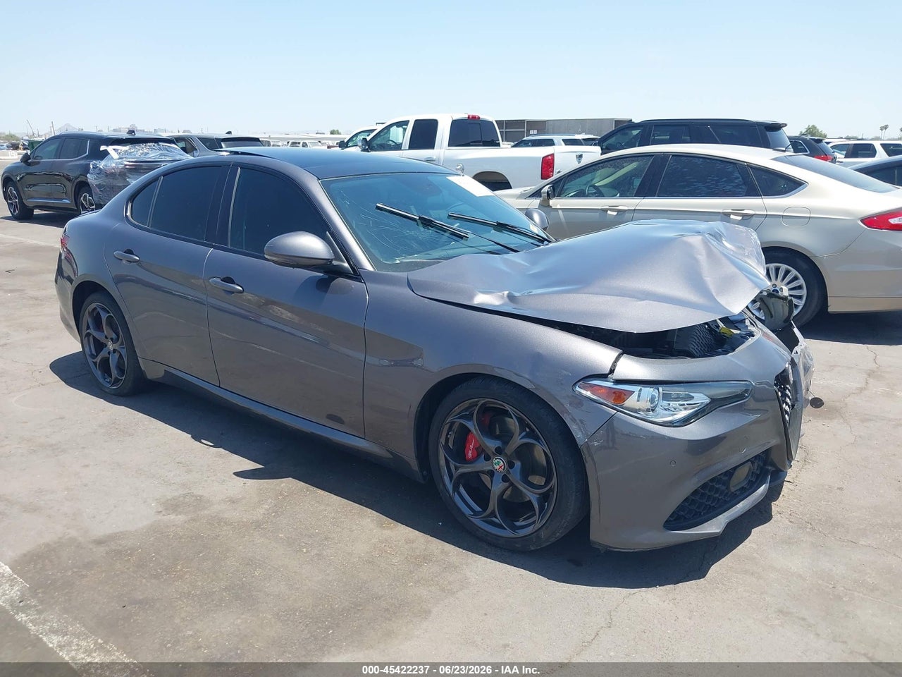 ZARFAECN8H7****** · 2017 ALFA ROMEO GIULIA TI RWD