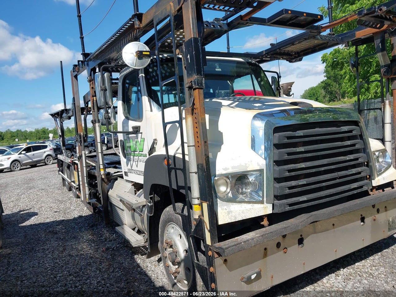 3ALHG3DV2JD****** · 2018 FREIGHTLINER 114SD