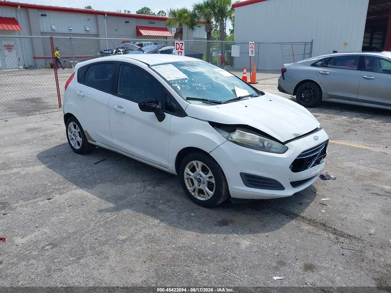 3FADP4EJ3EM****** · 2014 FORD FIESTA SE